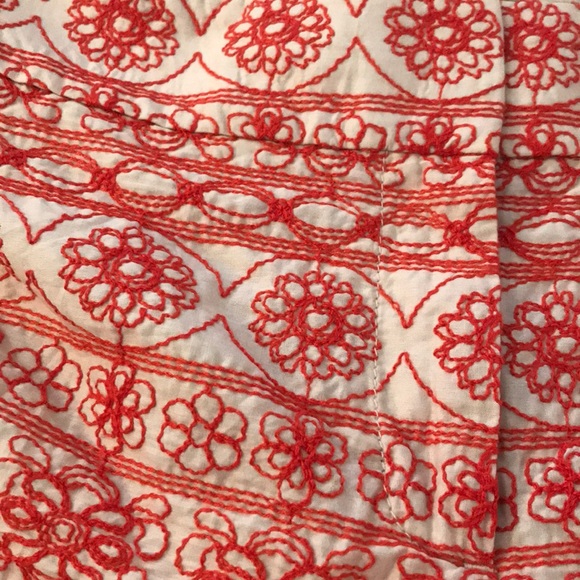 Loft Embroidered Shorts - Picture 4 of 4